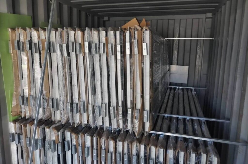 Upakovani prozori za transport